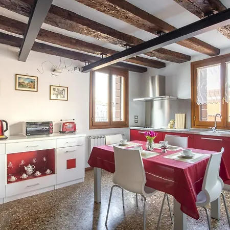 Apartment Guglie Canal View In